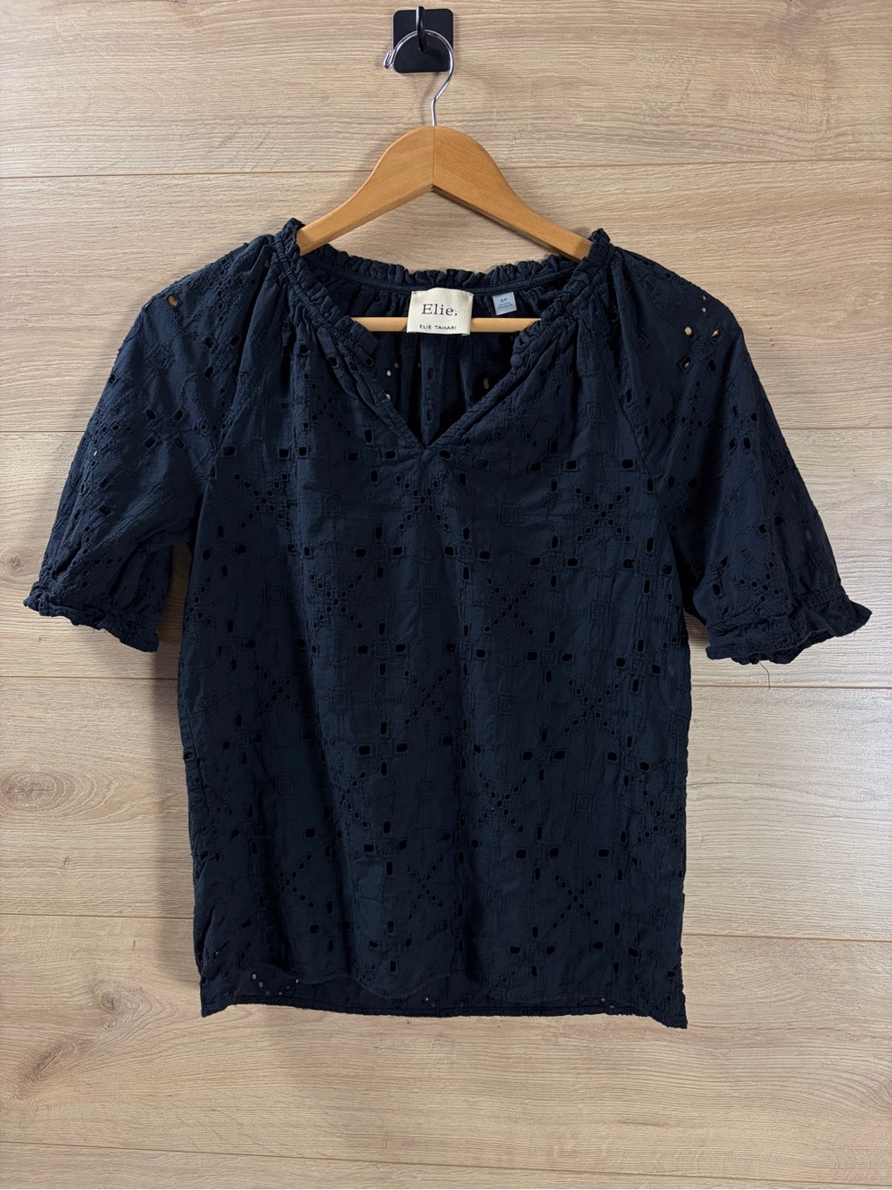 Elie Tahari Black Eyelet V-Neck Top Small